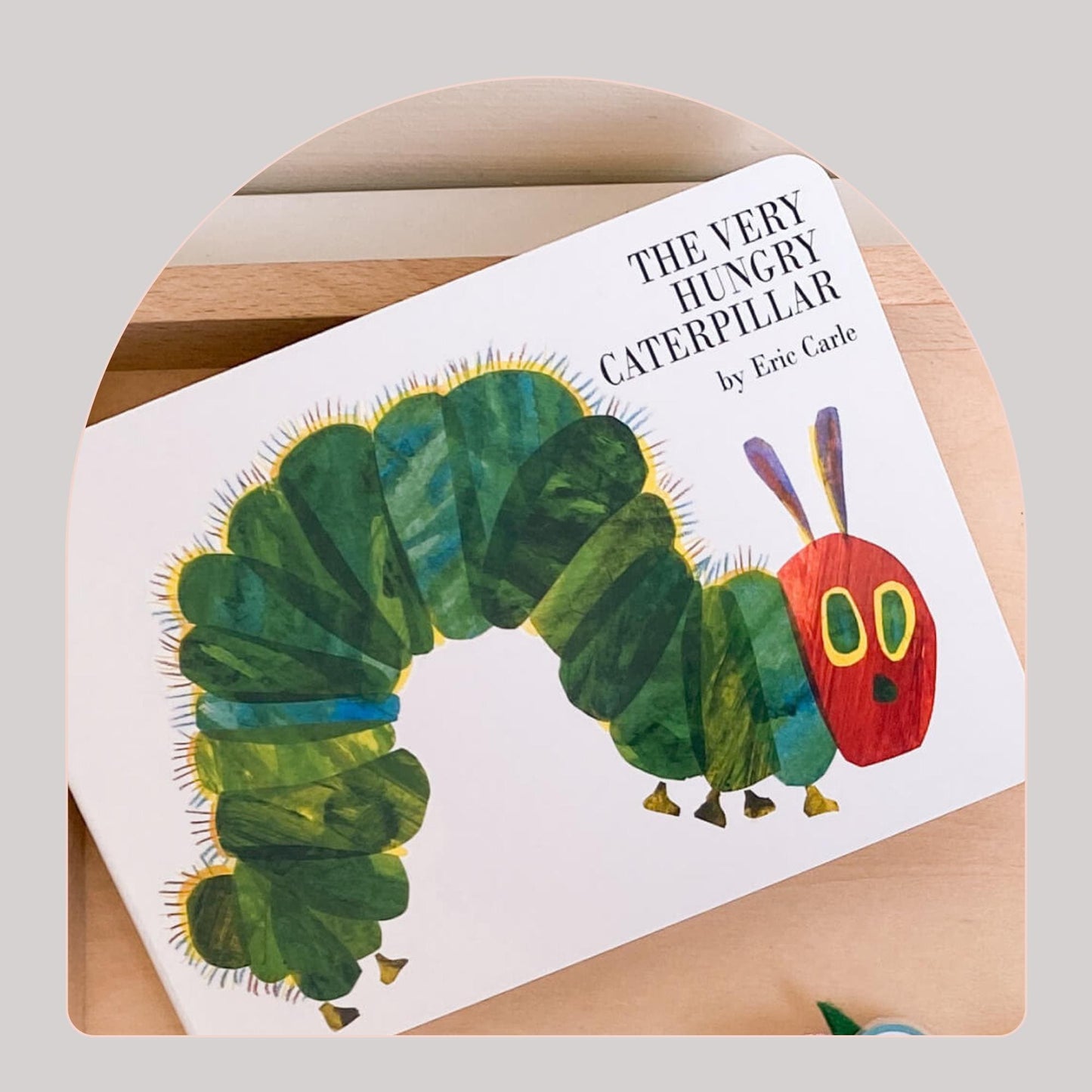 Very Hungry Caterpillar Book Baby Gift Box | Personalized Newborn Gift Box with Apple Theme | Unisex Baby Shower Present | Organic Baby - Hey Baby Box