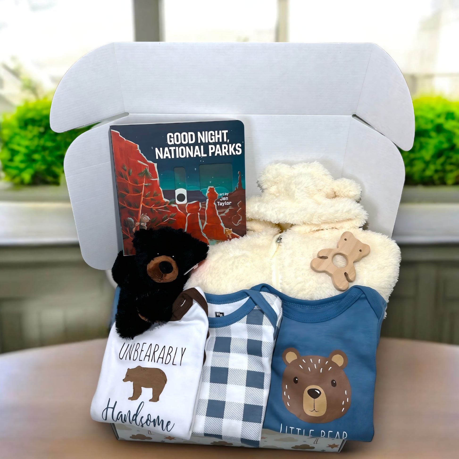 Bear National Parks Baby Gift Set - Hey Baby Box